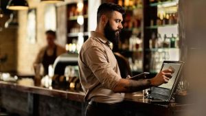 Cómo un sistema de POS ayuda a aumentar las ventas de mi tienda
